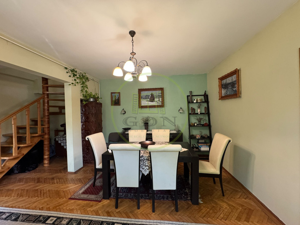 Ofertă de vânzare casă cu 5 camere+ garaj, zona P-Ța Cipariu