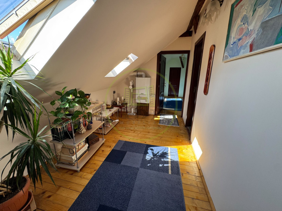 Ofertă de vânzare casă cu 5 camere+ garaj, zona P-Ța Cipariu