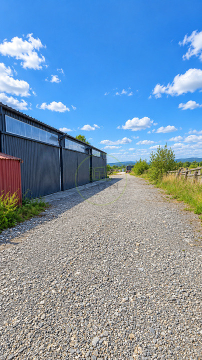 Vânzare teren extravilan cu specific industrial