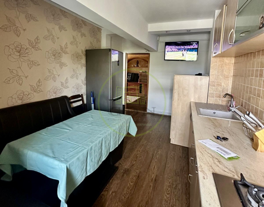 Apartament 3 camere, decomandat, 75.5 mp, cartier Lapus, zona Intim