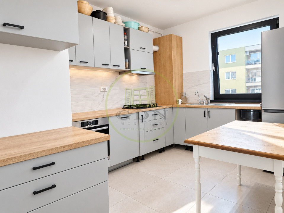 Vânzare apartament Coresi Tractorul
