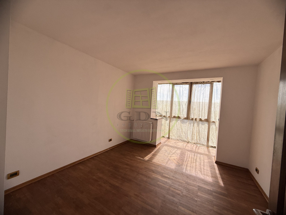 Apartament 2 camere, 50.9 mp, Calea București, zona Rotonda 