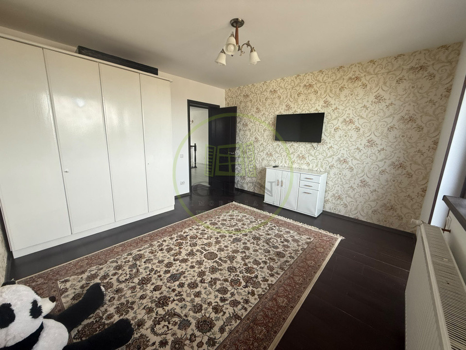 Casa, P+1+M, 360 mp, Ghercesti, zona Fabrica De Avioane 