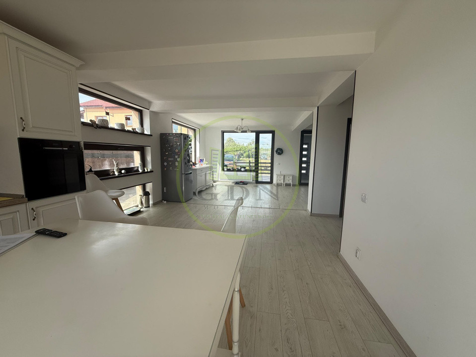 Casa, P+1+M, 360 mp, Ghercesti, zona Fabrica De Avioane 
