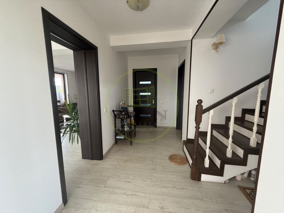 Casa, P+1+M, 360 mp, Ghercesti, zona Fabrica De Avioane 