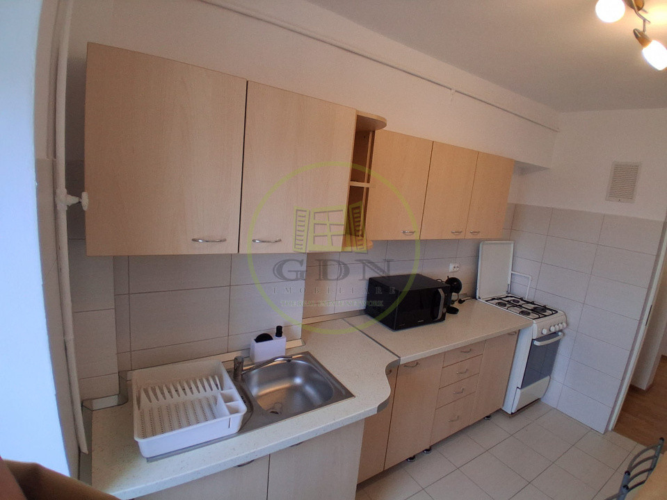 Închiriere apart. cu 2 camere, Zorilor zona UMF