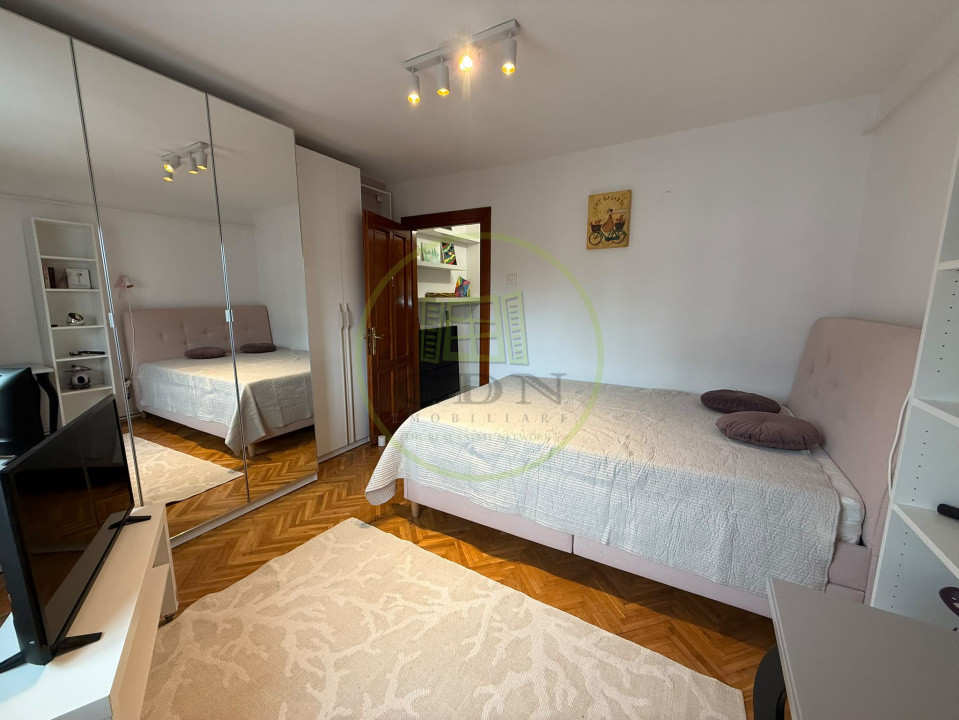 Apartament 3 camere, 80 mp, Cartier Brazda Lui Novac, Zona Simplon