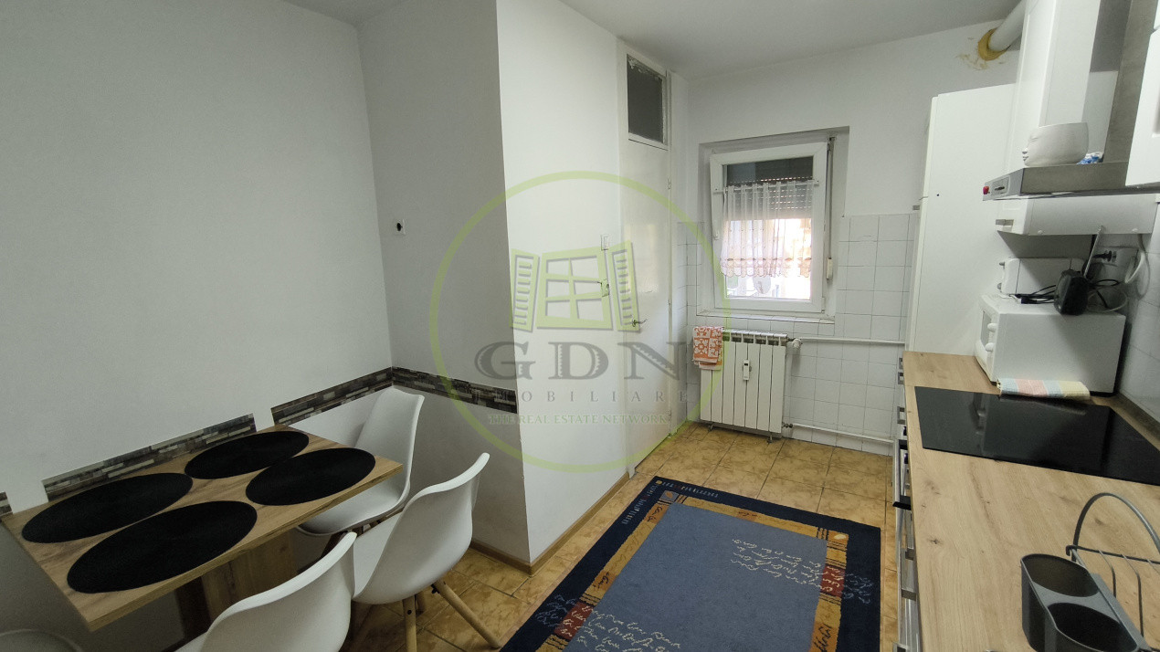 Închiriere apartament cu 3 camere, decomandat, mobilat-utilat, Decebal