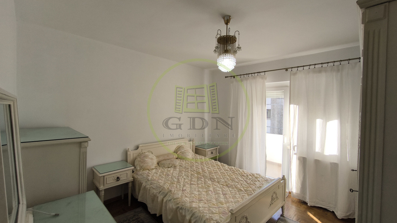 Închiriere apartament cu 3 camere, decomandat, mobilat-utilat, Decebal
