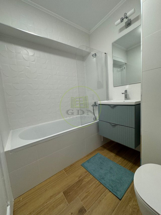 Apart. 4 camere, mobilat și utilat, central, Bloc Stea cu vedere spre Primărie 