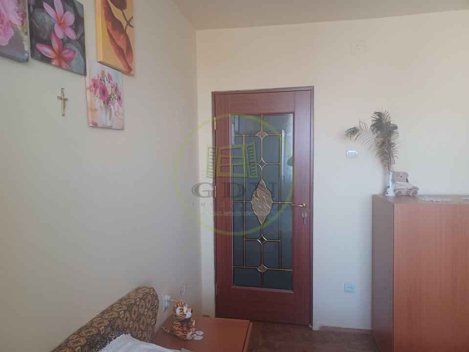 Apartament 2 camere de vanzare  HARMANULUI - VLAHUTA