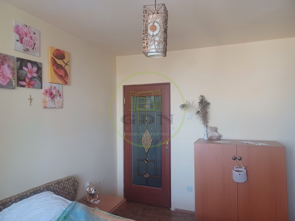 Apartament 2 camere de vanzare  HARMANULUI - VLAHUTA