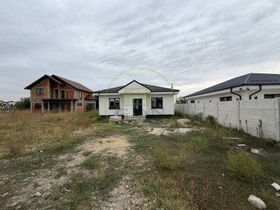 Casa parter, 108mp utili, zona Hipermarket Metro