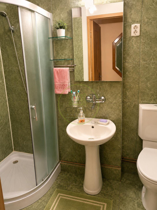 Apartament cu 4 camere de vânzare -Reghin -Făgărașului etaj 2