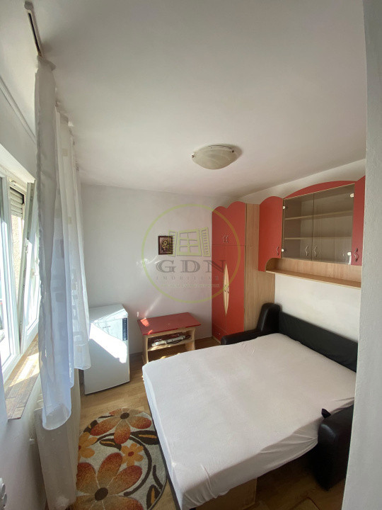 Garsonieră, 12mp, utilată, et 3, str Sovata, Rogerius
