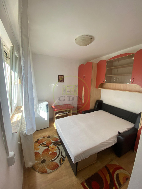 Garsonieră, 12mp, utilată, et 3, str Sovata, Rogerius