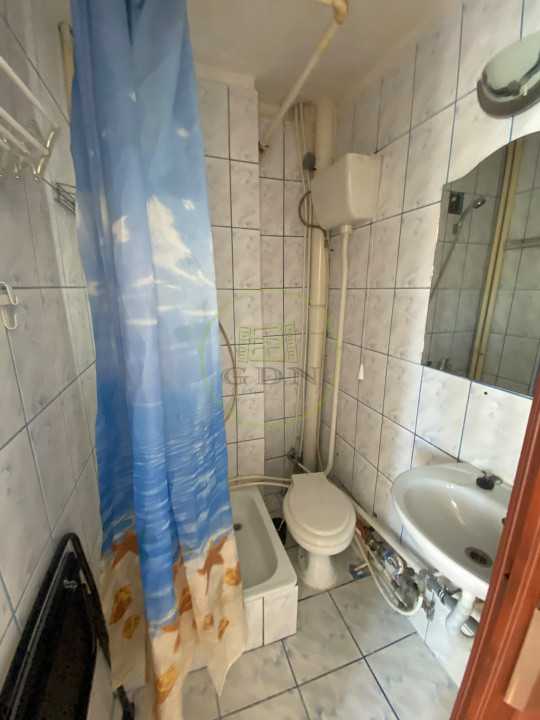 Garsonieră, 12mp, utilată, et 3, str Sovata, Rogerius