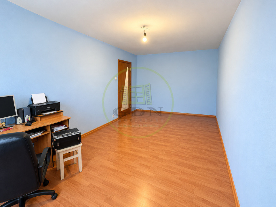 Apartament cu 3 camere de vânzare | Piața Rahova | 87000 EURO