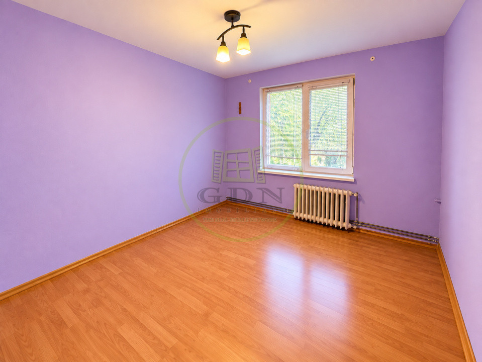 Apartament cu 3 camere de vânzare | Piața Rahova | 87000 EURO