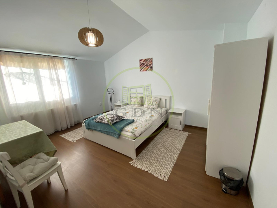 Închiriere casă mobilată, 200 mp., 5 camere, Luna de Sus