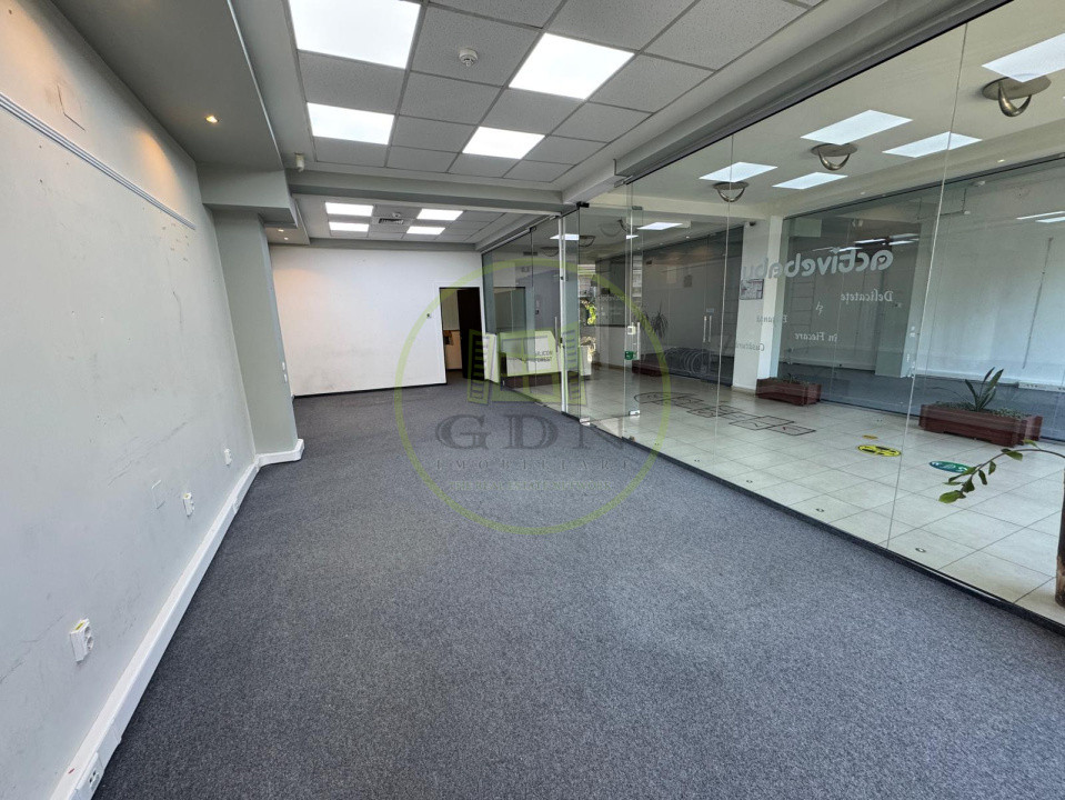 Închiriere spațiu comercial cu vitrină, 50 mp.,  în Centrul Clujului!
