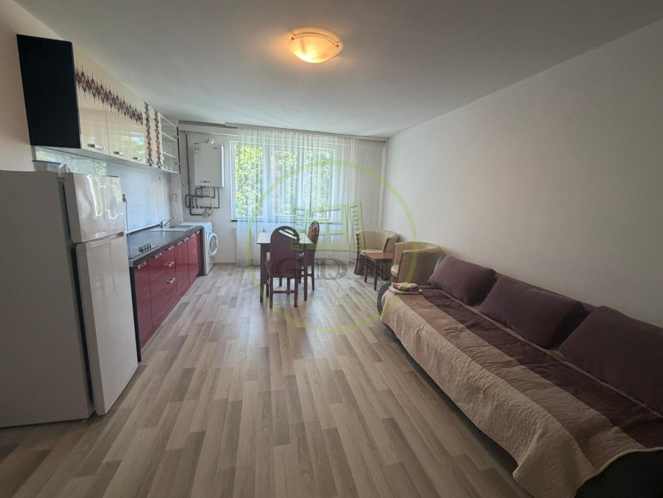 Apartament 2 camere cu parcare inclusă – Centrul Istoric, Str. de Mijloc