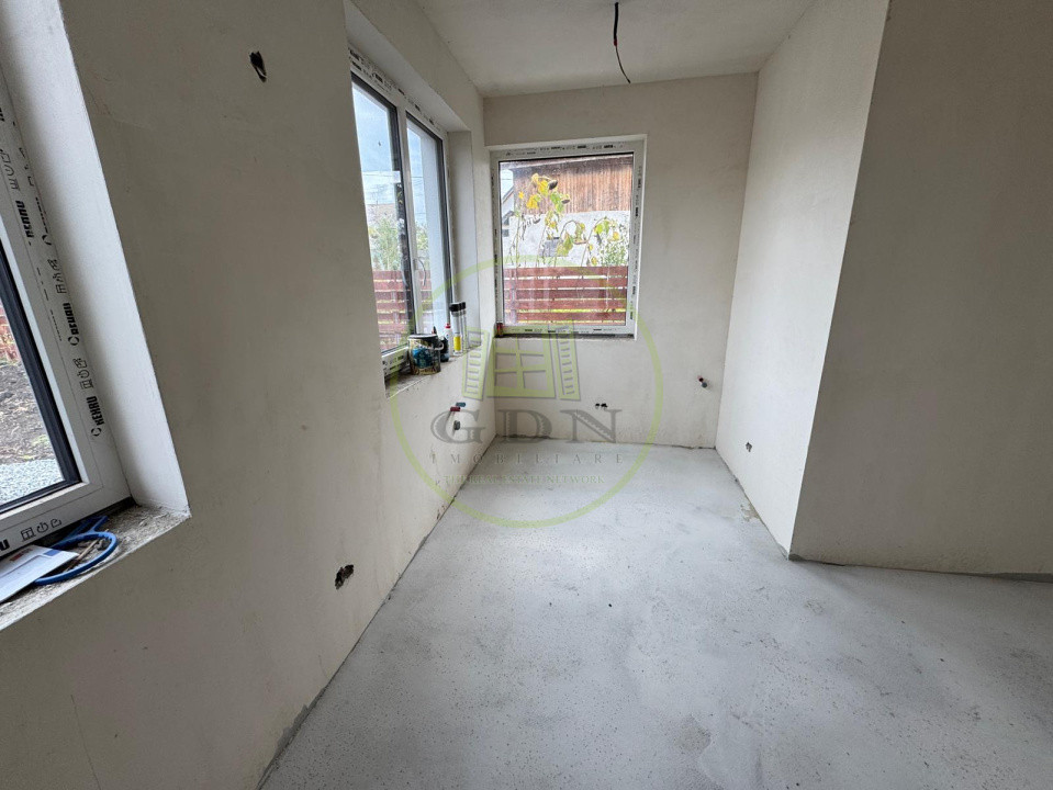 Oportunitate!Casă de tip duplex, 4 camere, 120 mp., la 15 min. de Cluj
