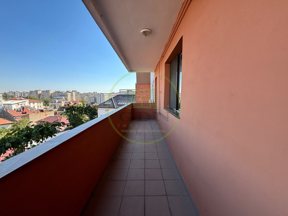 Apartament 2 camere, 70mp, Centru, zona liceul CFR