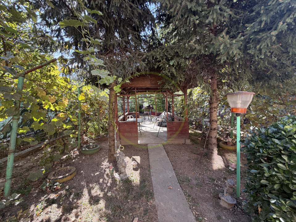 Casa S+P+1,  192mp utili, 372mp, cartier Bariera Valcii