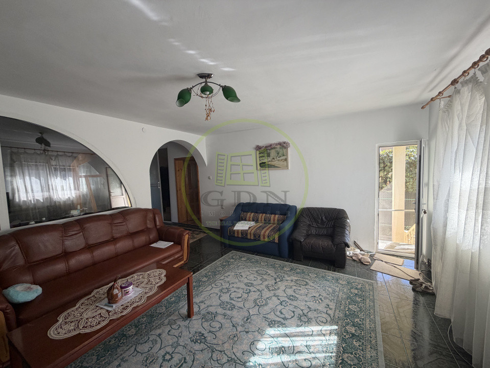 Casa S+P+1,  192mp utili, 372mp, cartier Bariera Valcii