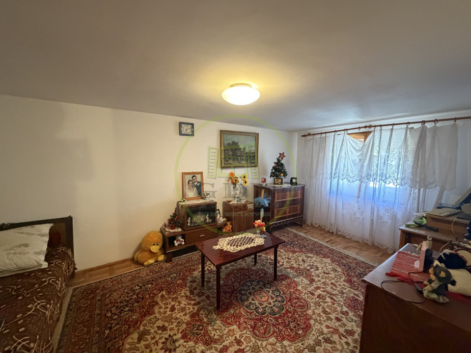 Casa S+P+1,  192mp utili, 372mp, cartier Bariera Valcii