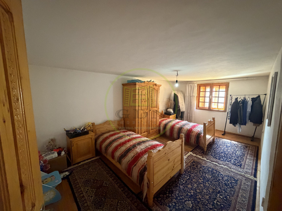 Casa S+P+1,  192mp utili, 372mp, cartier Bariera Valcii