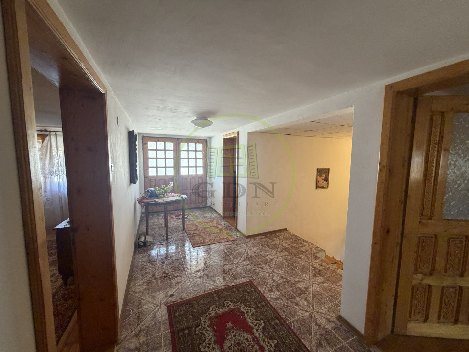 Casa S+P+1,  192mp utili, 372mp, cartier Bariera Valcii