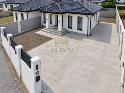 Casa parter, 80.6mp utili, 350mp teren, Preajba zona Damila