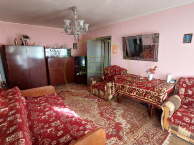 Apartament 2 camere, semidecomandat, cartier Brazda lui Novac, zona Scoala 23