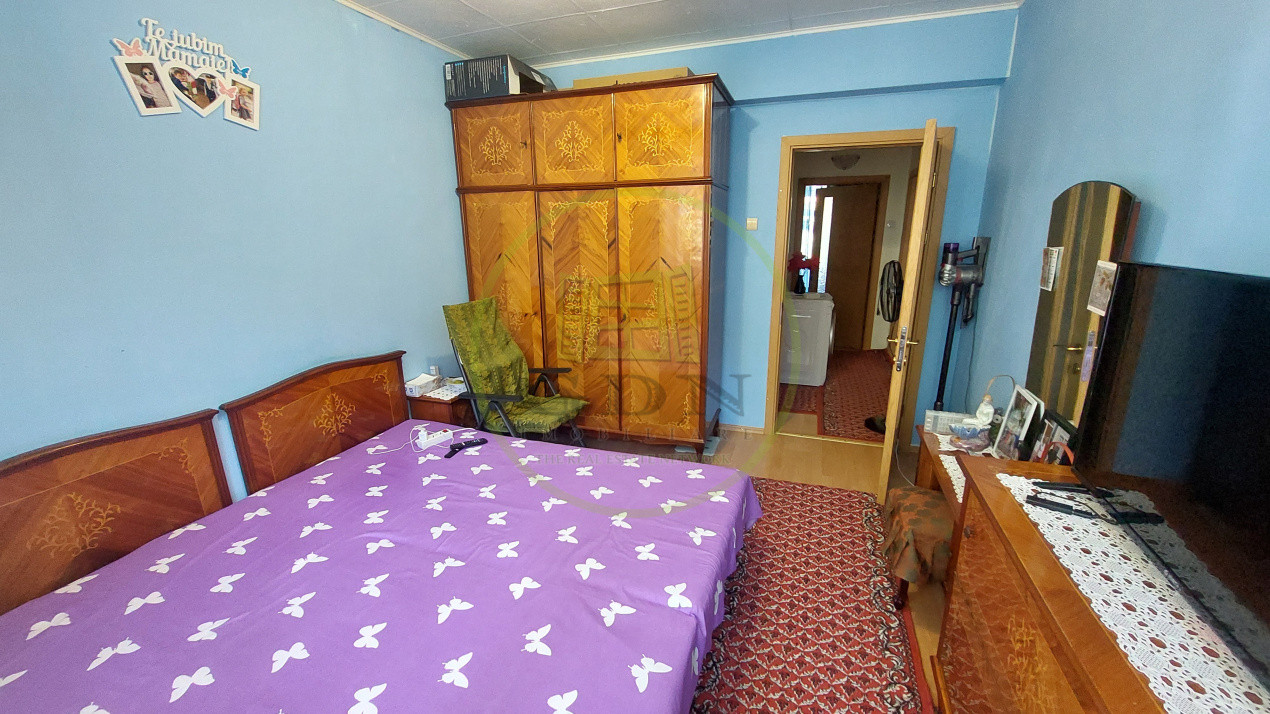 Apartament 3 camere semidecomandat, 63 mp, Rovine zona Facultatea de Drept