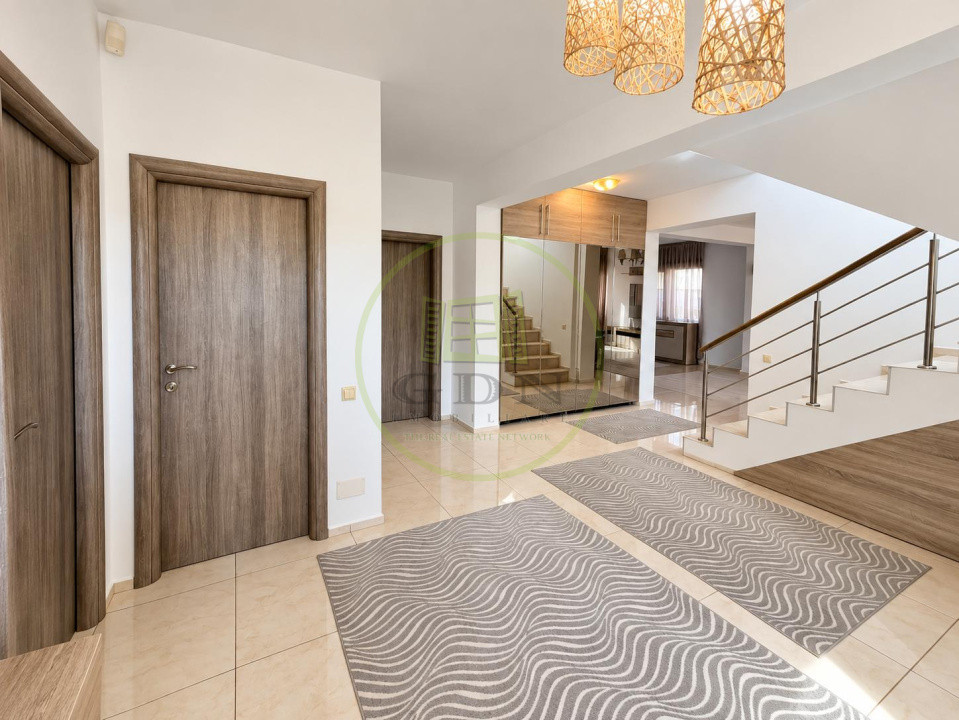 Vilă duplex elegantă în zona Băneasa | 200 mp utili | 275 mp curte 