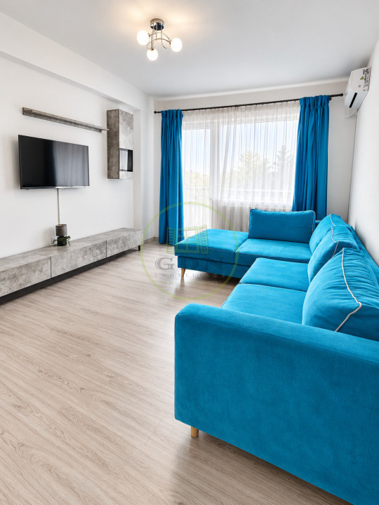 Vânzare apartament decomansat de 2 camere Tractorul Coresi Brașov