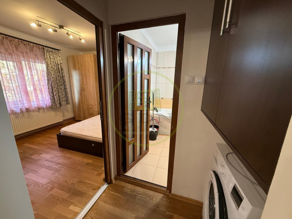 Apartament 2 camere semidecomandat, 47 mp, Cartier Craiovita Noua, Zona Big