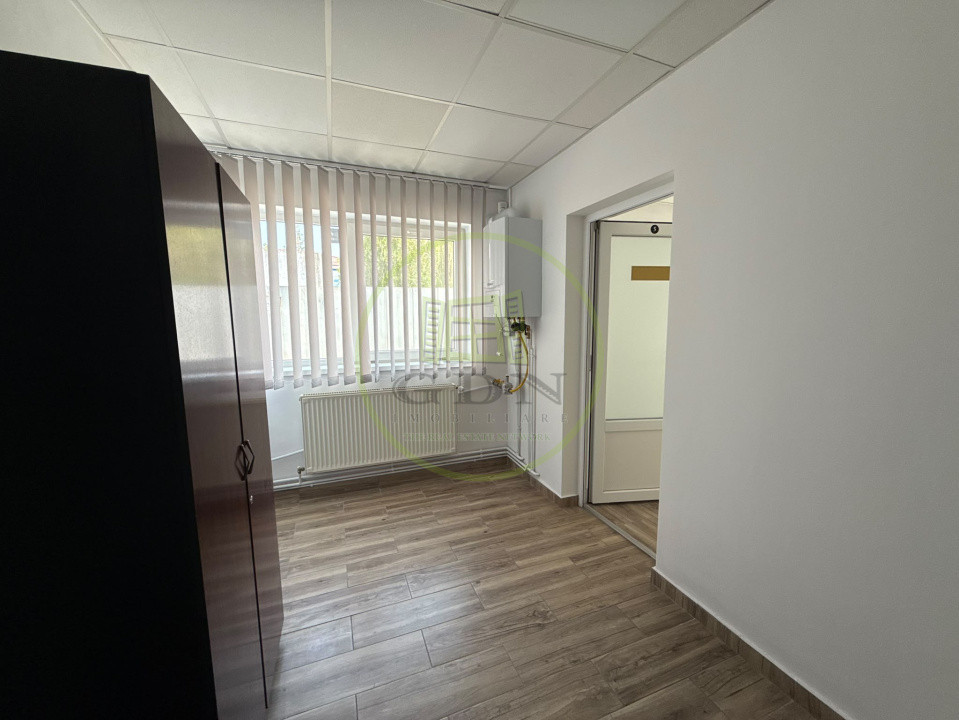 Spatiu birouri, 228 mp Carcea, zona Ford