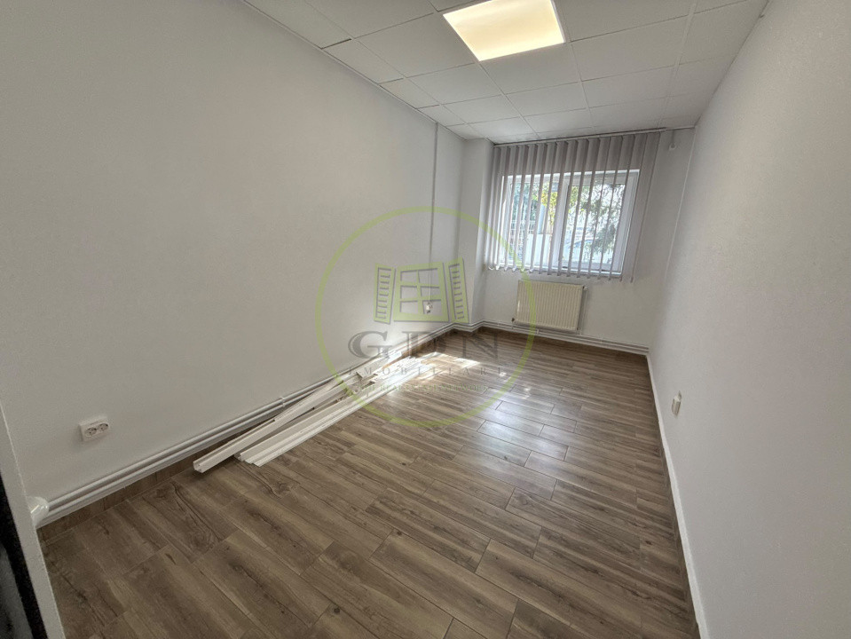 Spatiu birouri, 228 mp Carcea, zona Ford