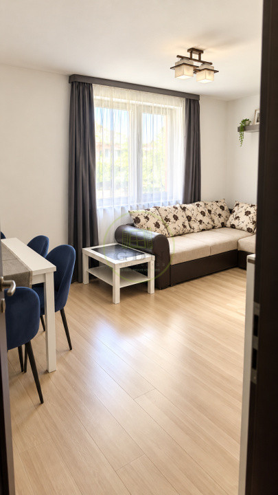 Vânzare apartament 2 camere  Tractorul Brașov
