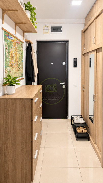 Vânzare apartament 2 camere  Tractorul Brașov