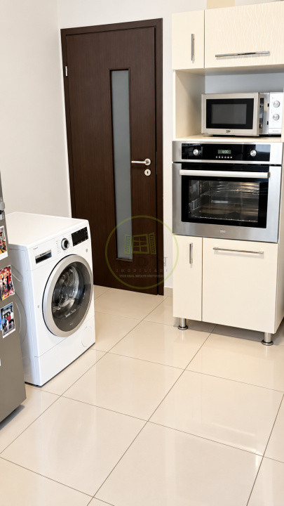 Vânzare apartament 2 camere  Tractorul Brașov