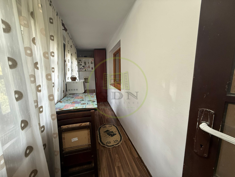 Apartament 2 camere, semidecomandat, 64 mp, zona Liceul Pedagogic