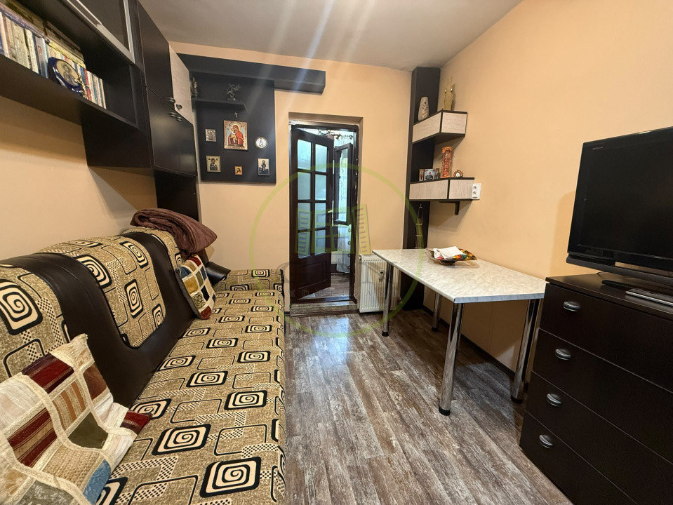 Apartament 2 camere, semidecomandat, 64 mp, zona Liceul Pedagogic