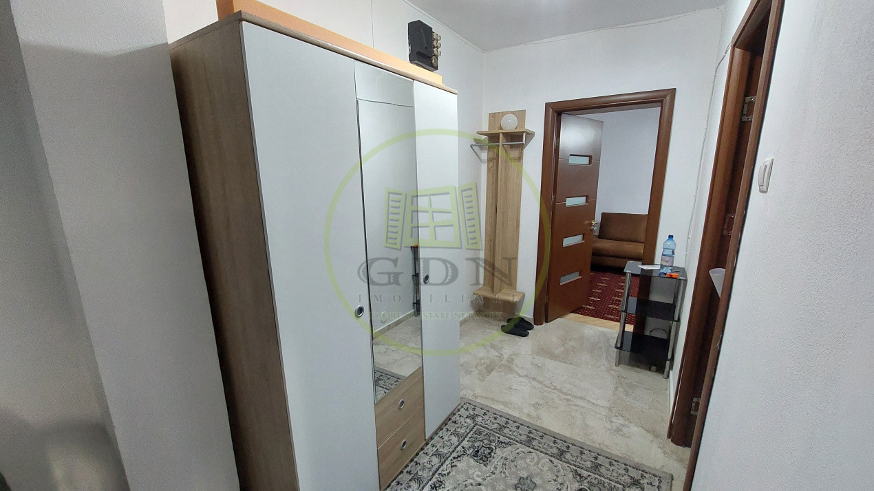 Apartament 2 camere, decomandat, 68 MP, etajul 1, Centru zona Piata Mare