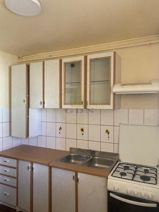 Apartament 3 camere decomandat, 68 mp, lift, etaj 3, Vasile Aaron, Sibiu