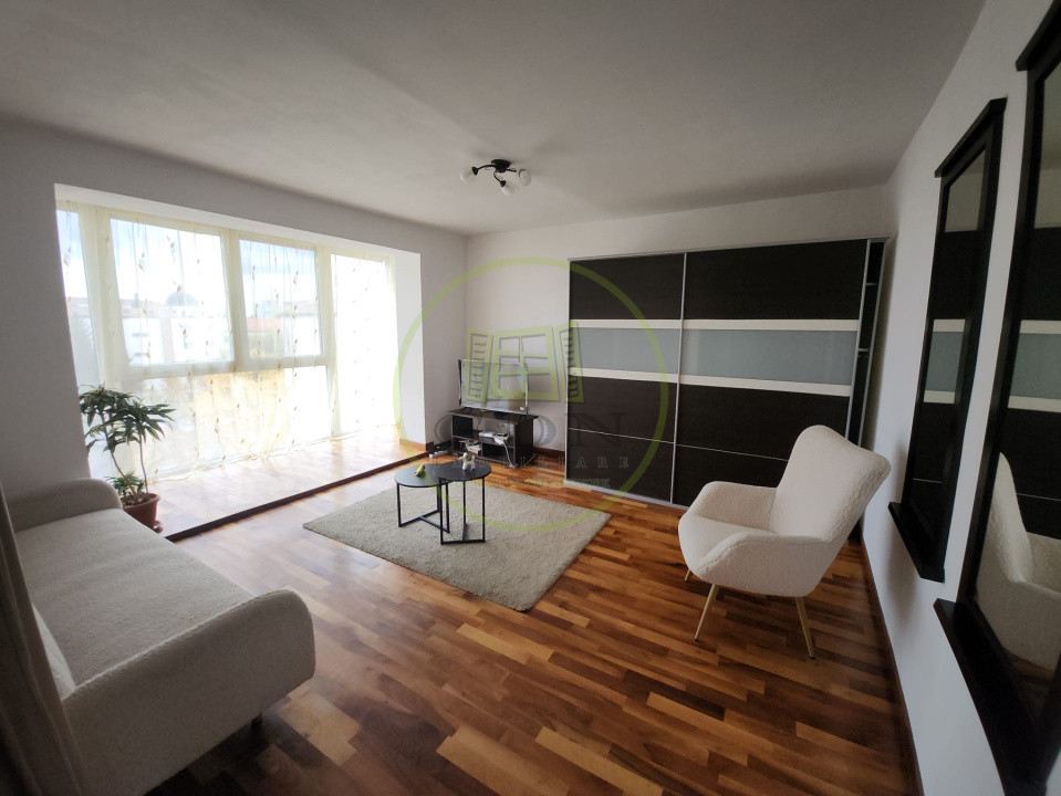 De închiriat - Apartament 3 camere - Str Nicolae Iorga