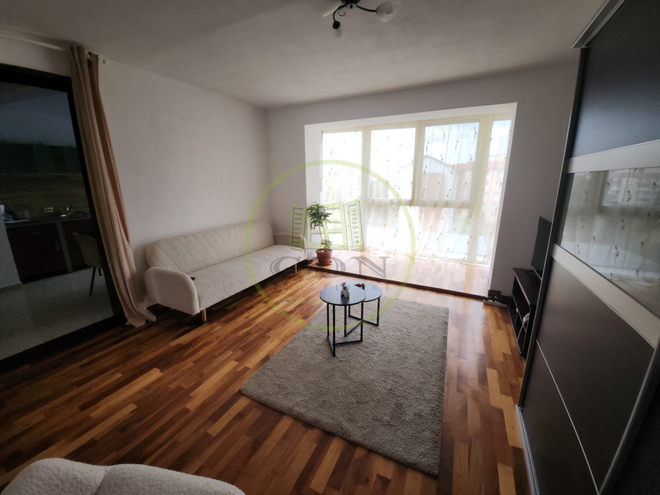 De închiriat - Apartament 3 camere - Str Nicolae Iorga